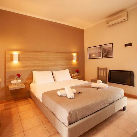 Seimeio Strofilia Hotel Kalogria  Buitenkant foto
