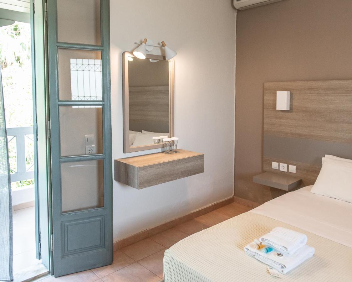 Seimeio Strofilia Hotel Kalogria  Buitenkant foto