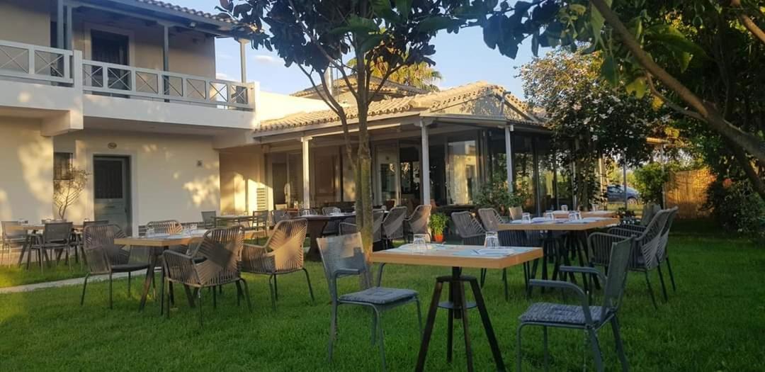 Seimeio Strofilia Hotel Kalogria  Buitenkant foto